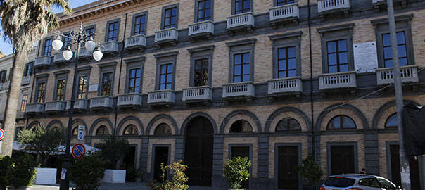 palazzo-gagliardi-esterno.jpg