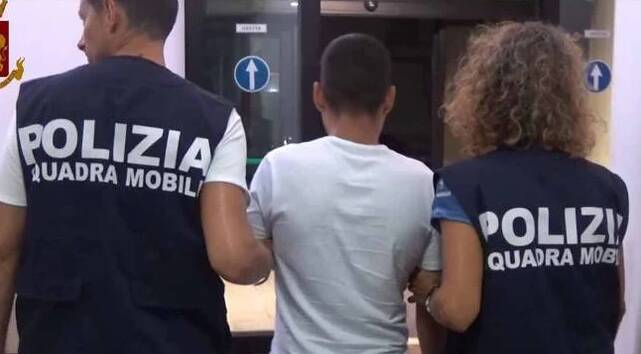 polizia-arresto-squadra-mobile