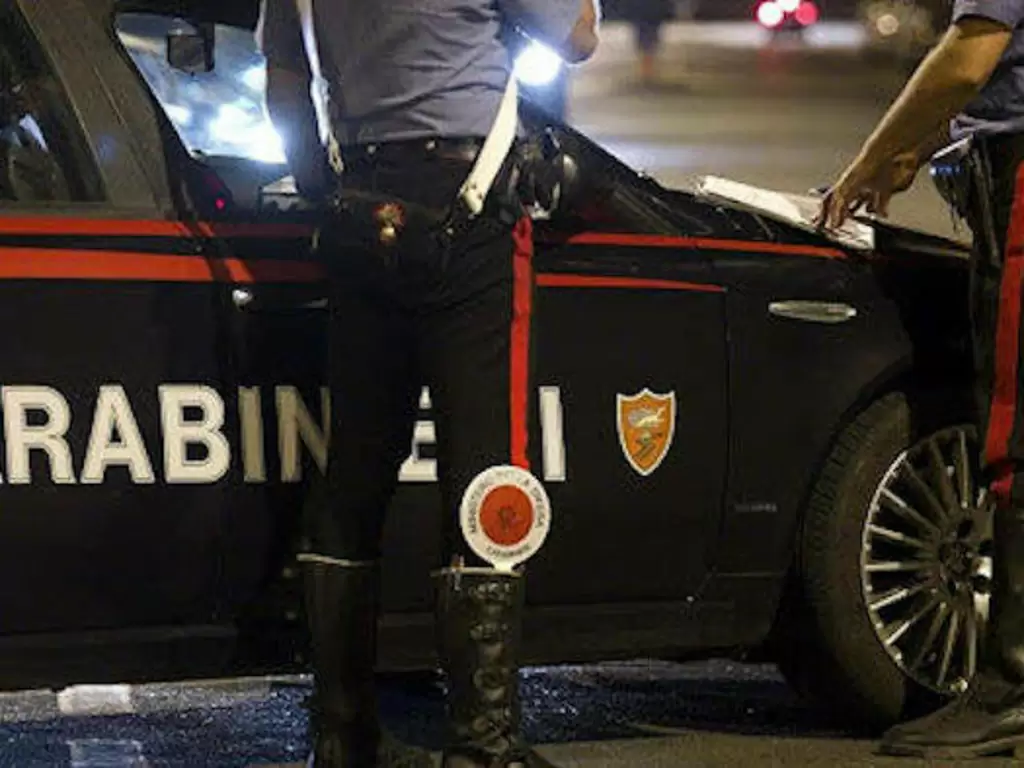 Verbano 24 - Carabinieri, controlli alla movida aronese: 105 persone  identificate, tre denunce
