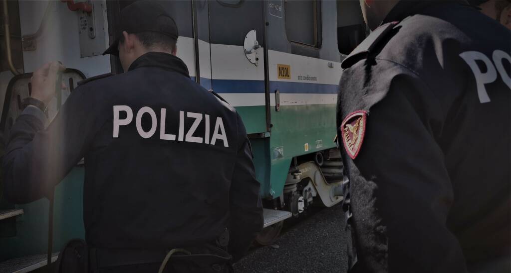 polizia ferroviaria stazione treno