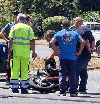 Scontro auto-moto nel Vibonese: motociclista ferito gravemente